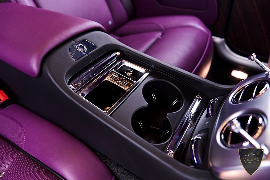 Used 2017 Rolls-Royce Wraith RWD image 53