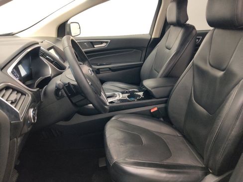 Used 2018 Ford Edge Titanium AWD/4WD image 17
