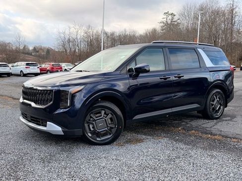 New 2026 Kia Carnival EX image 2