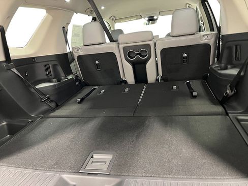 New 2025 Honda Pilot EX-L image 30