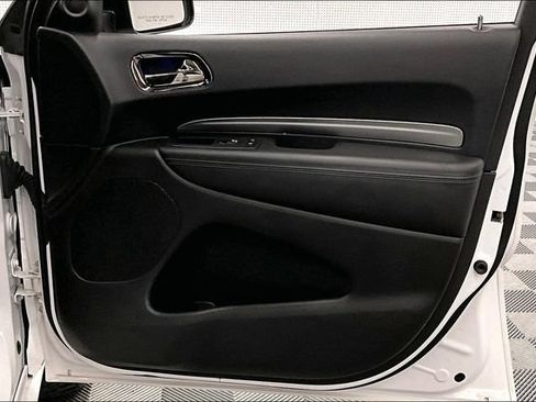 Used 2019 Dodge Durango R/T w/ Blacktop Package AWD/4WD image 21