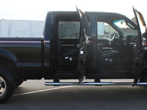 Used 2004 Ford F250 XL image 12