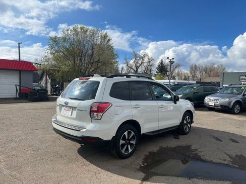 Used 2018 Subaru Forester 2.5i w/ Alloy Wheel Package image 6