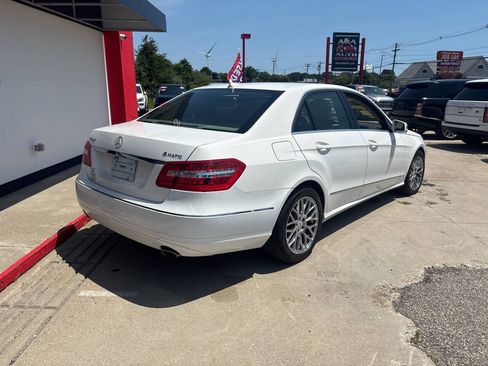 Used 2013 Mercedes-Benz E 350 4MATIC Sedan image 4