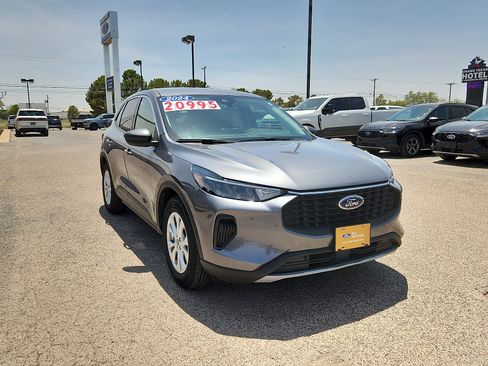 Certified 2024 Ford Escape Active FWD image 1