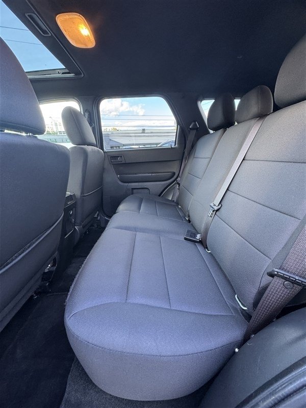 Used 2012 Ford Escape XLT FWD image 11