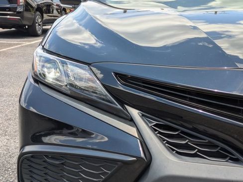 Used 2024 Toyota Camry SE w/ Audio Upgrade Package FWD image 10