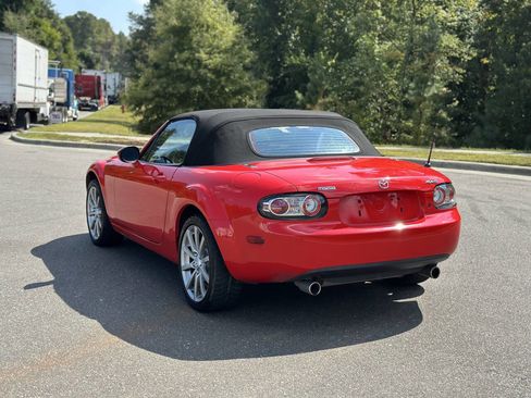 Used 2007 MAZDA MX-5 Miata Touring image 6