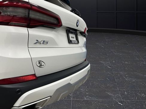 Used 2019 BMW X5 xDrive40i w/ Premium Package 2 image 37