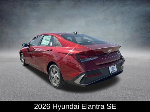 Used 2026 Hyundai Elantra SE FWD image 3