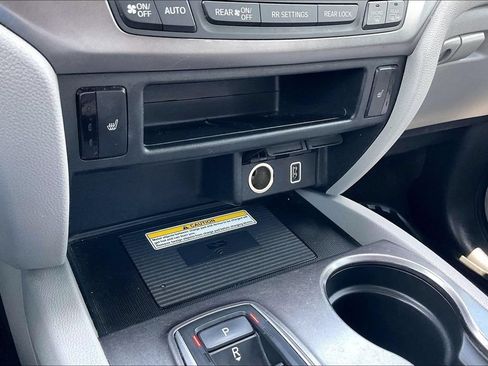 Used 2021 Honda Pilot Special Edition image 25