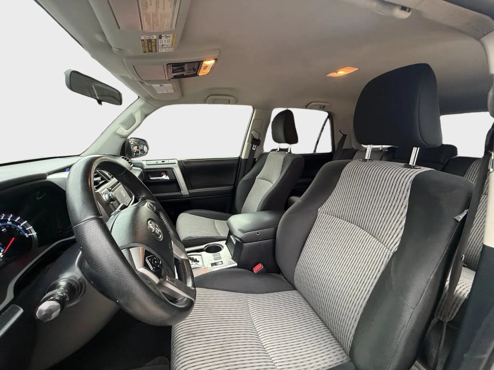 Used 2014 Toyota 4Runner SR5 AWD/4WD image 13