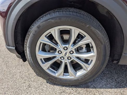 Used 2022 Ford Explorer Limited w/ Equipment Group 301A image 17