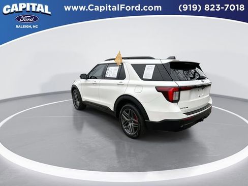 Certified 2025 Ford Explorer ST-Line w/ Premium Package image 6