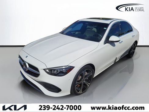 Used 2024 Mercedes-Benz C 300 Sedan image 2