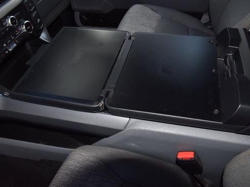 Certified 2022 Ford F150 XLT w/ Equipment Group 302A High image 31