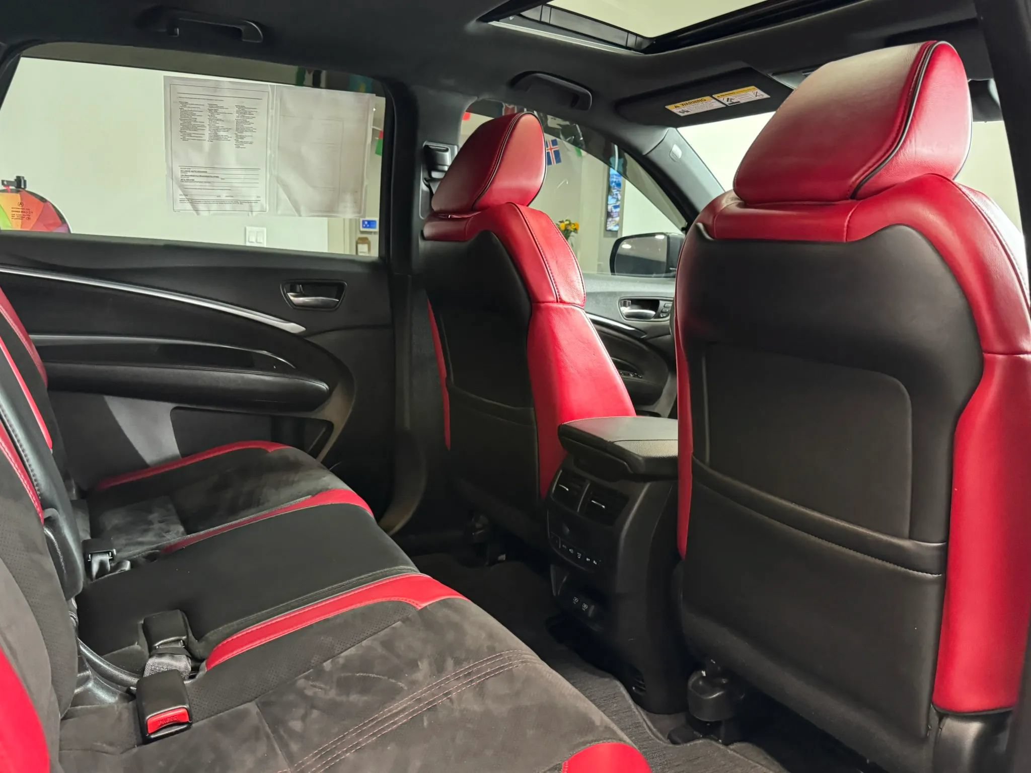 Used 2019 Acura MDX w/ Technology Package AWD/4WD image 29