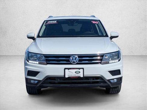 Used 2020 Volkswagen Tiguan SEL w/ 3rd Row Seat Package AWD/4WD image 2