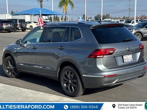 Used 2024 Volkswagen Tiguan SE image 7