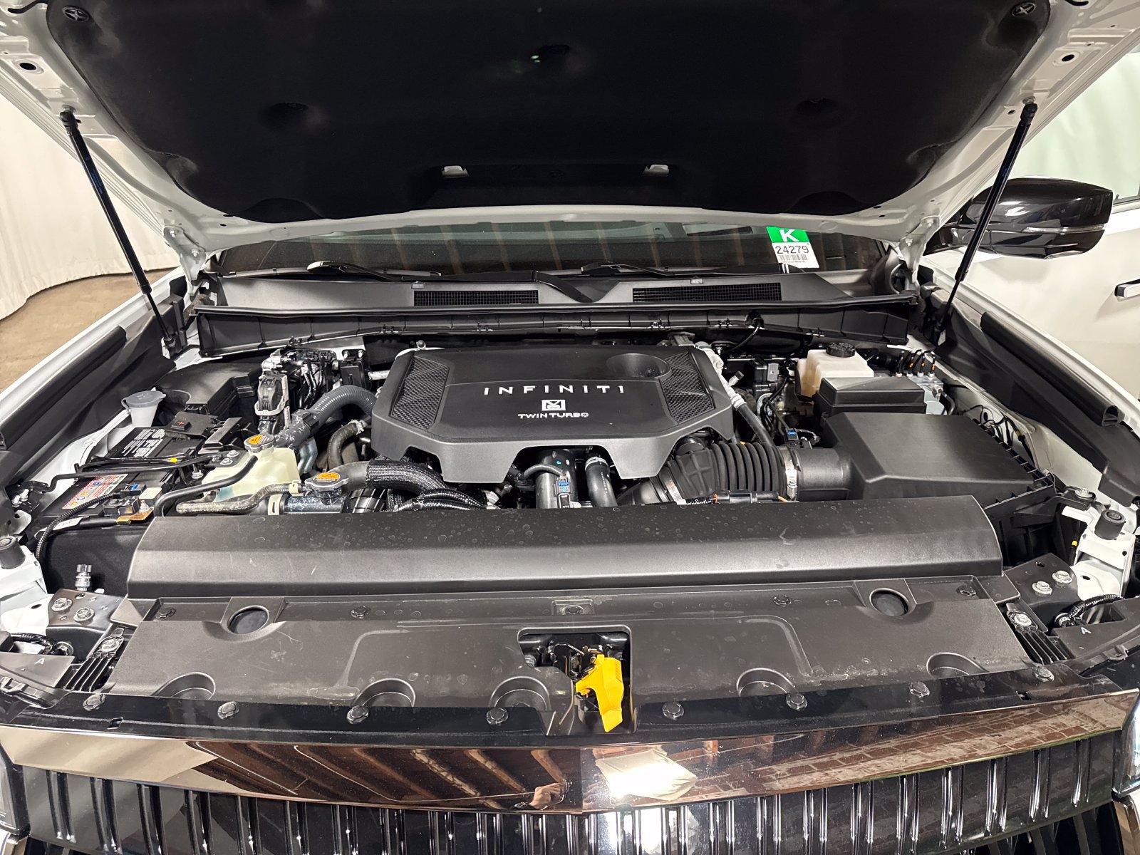 Certified 2026 INFINITI QX80 Autograph w/ Premium Cargo Package AWD/4WD image 26