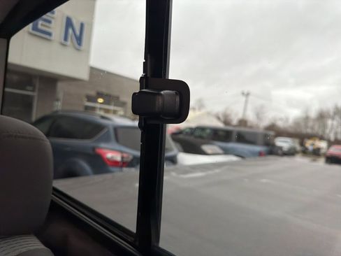 Used 2006 Nissan Titan SE image 15