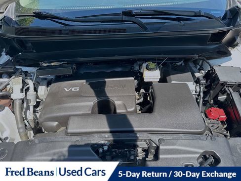 Used 2019 Nissan Pathfinder Platinum image 34
