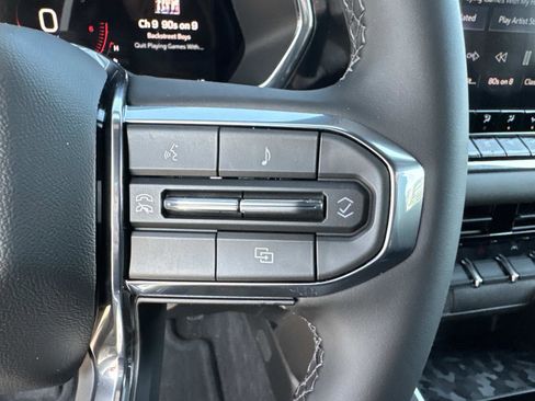 New 2026 GMC Canyon Elevation w/ Convenience Package image 33