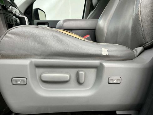 Used 2011 Toyota Sequoia Limited AWD/4WD image 20