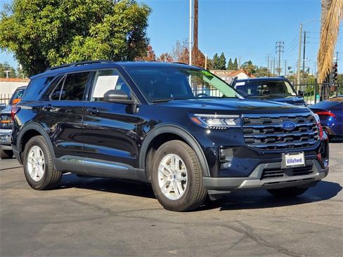 Used 2025 Ford Explorer Active w/ Active Comfort Package image 28