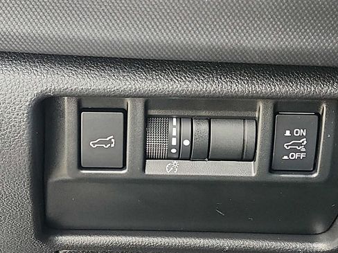 Used 2025 Subaru Forester Limited AWD/4WD image 26