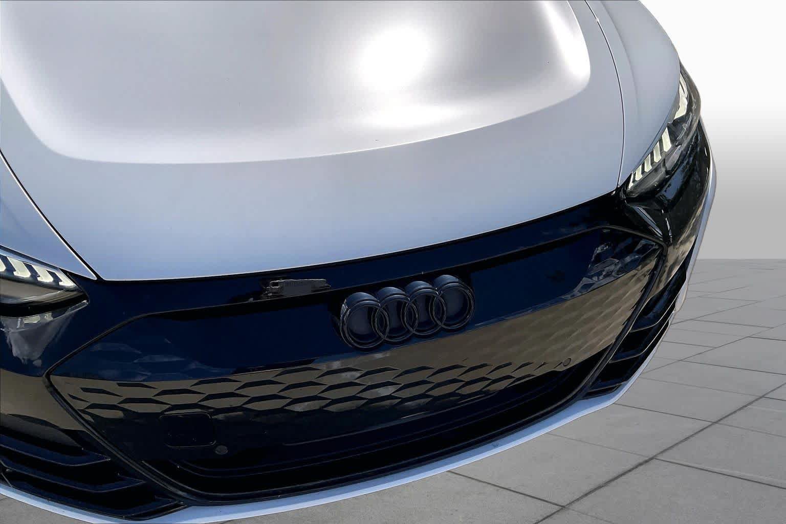 Used 2022 Audi e-tron GT Prestige w/ Prestige Package AWD/4WD image 29