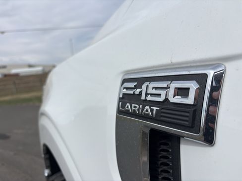 Used 2024 Ford F150 Lariat w/ FX4 Off-Road Package image 11