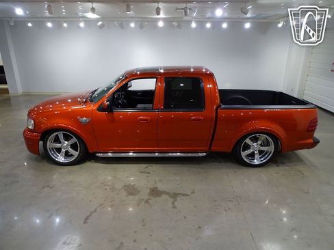 Used 2003 Ford F150 Harley-Davidson image 6