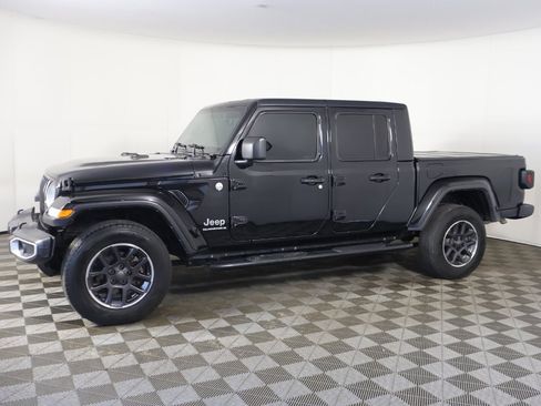 Used 2023 Jeep Gladiator Overland image 14