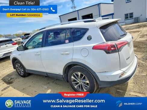 Used 2016 Toyota RAV4 XLE AWD/4WD image 3