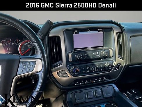 Used 2016 GMC Sierra 2500 Denali image 11