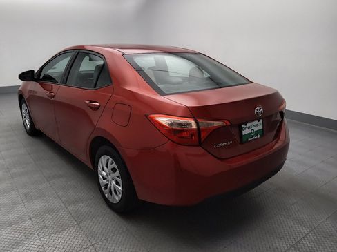 Used 2017 Toyota Corolla LE FWD image 5