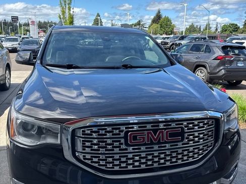 Used 2017 GMC Acadia Denali w/ Technology Package AWD/4WD image 1