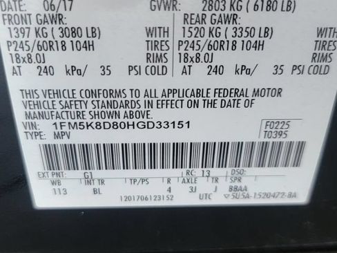 Used 2017 Ford Explorer XLT w/ Equipment Group 202A AWD/4WD image 31