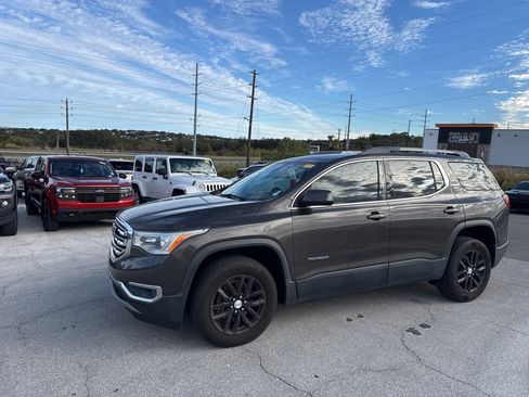 Used 2019 GMC Acadia SLT image 5