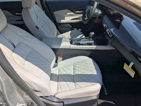 New 2026 Nissan Sentra SL w/ Floor Mat Package FWD image 28