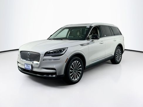 Used 2023 Lincoln Aviator Reserve w/ Elements Package Plus AWD/4WD image 1
