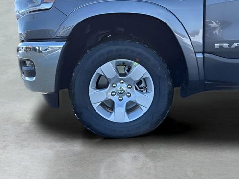 New 2026 RAM 1500 4x4 Crew Cab image 9