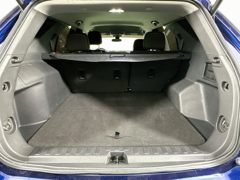 Used 2023 Chevrolet Equinox LT FWD image 30
