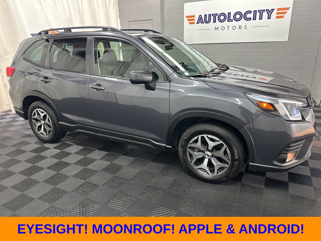 Used 2023 Subaru Forester Premium AWD/4WD image 1