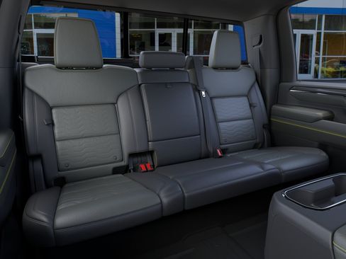 New 2026 Chevrolet Silverado 2500 ZR2 w/ LPO, Dark Essentials Package AWD/4WD image 38