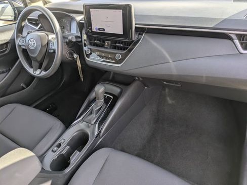 Used 2024 Toyota Corolla LE image 31