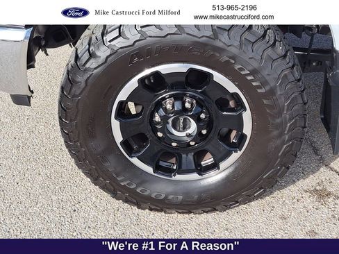 Used 2025 Ford F250 Lariat w/ Tremor Off-Road Package image 9