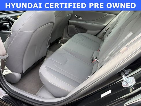 Used 2025 Hyundai Elantra Blue image 20