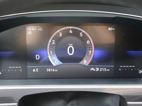 Used 2024 Volkswagen Tiguan SE R-Line w/ MDO Package, Two-Row AWD/4WD image 27